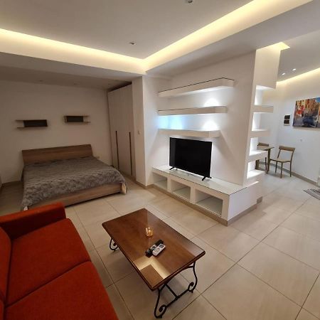 Ferienwohnung Crescent Corner St. Paul's Bay Exterior foto
